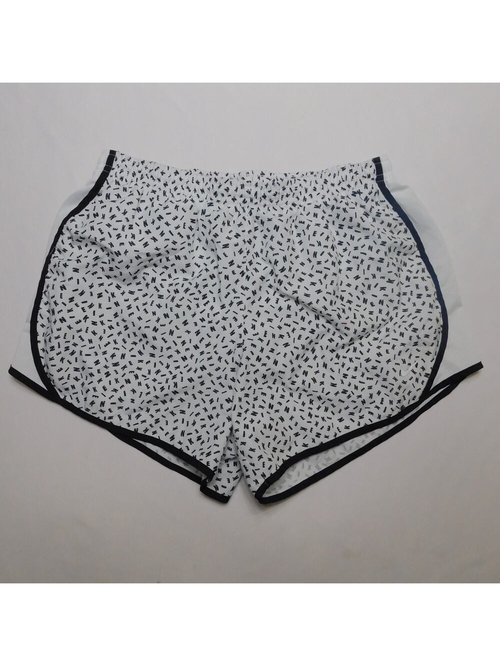 Nike Girls XL Dri-FIT Tempo Running Shorts White Black Logo Print Athletic Youth